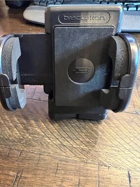 Black Universal Phone Holder with Cushioned Arms